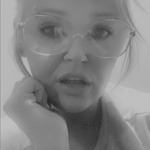 Meet your Posher, Jami